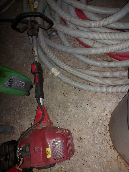 1#8215 Attrezzature fai da te per giardinaggio officina ed edilizia in vendita - foto 2