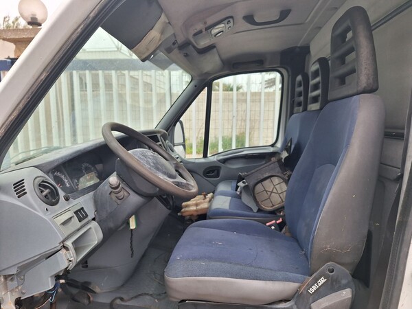 22#8219 Furgone Iveco 35C15 in vendita - foto 9