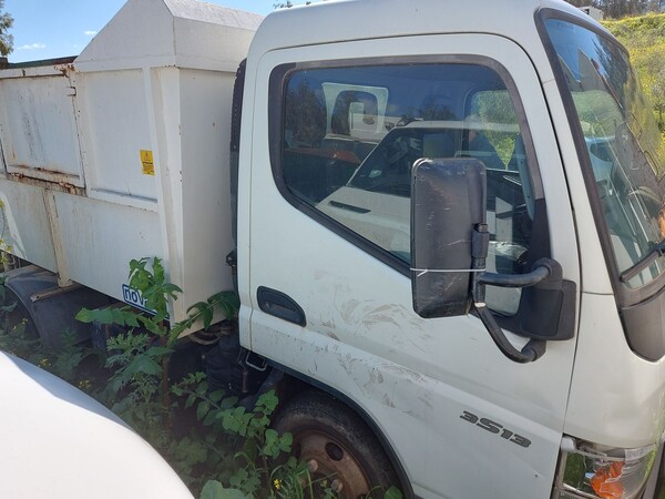 9#8219 Autocarro Mitsubishi Canter 3S13 in vendita - foto 2