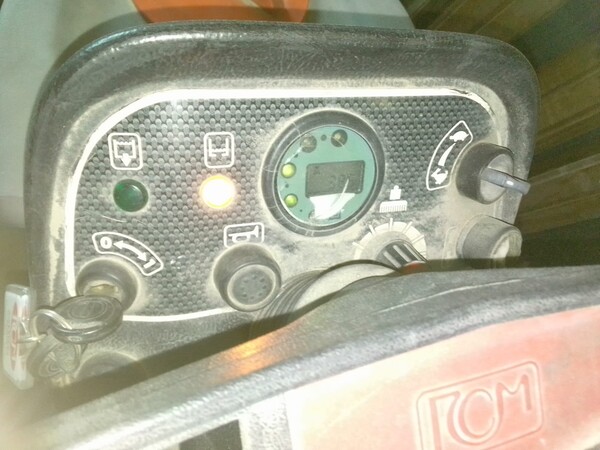 11#8224 Lavapavimenti elettrica in vendita - foto 2