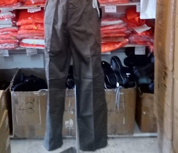 4#8224 Pantaloni da lavoro in vendita - foto 3