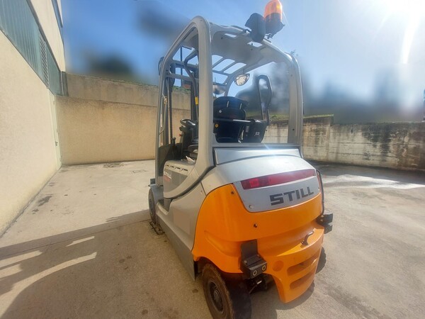 2#8225 Carrello sollevatore elettrico Still RX60-25L in vendita - foto 5