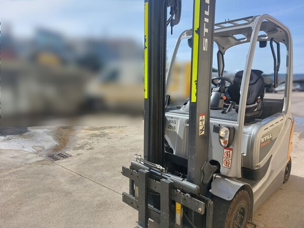2#8225 Carrello sollevatore elettrico Still RX60-25L in vendita - foto 7