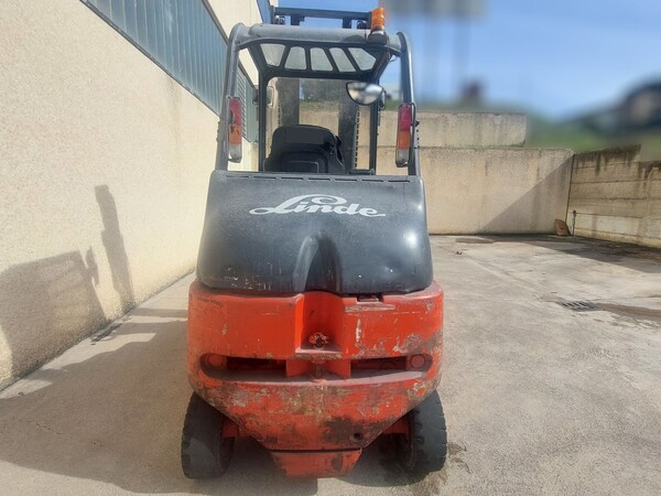 8#8225 Carrello sollevatore elettrico Linde E30-02 in vendita - foto 9