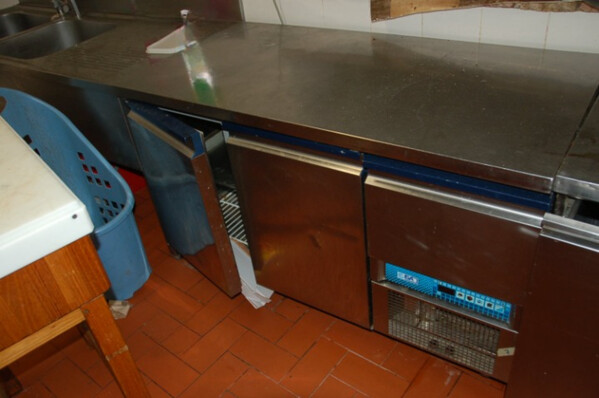 1#8228 Attrezzature ed arredo per ristorazione in vendita - foto 10