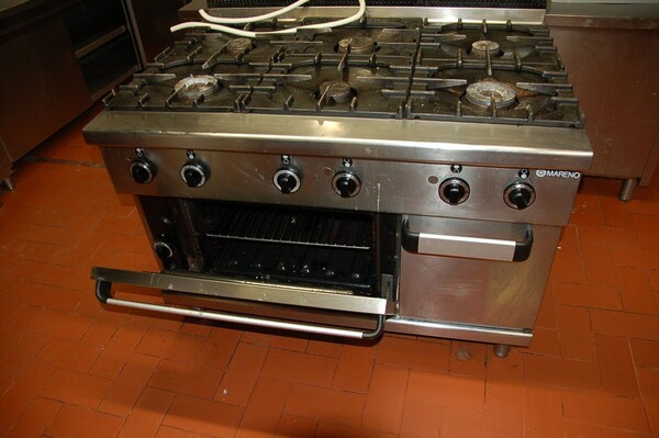 1#8228 Attrezzature ed arredo per ristorazione in vendita - foto 16