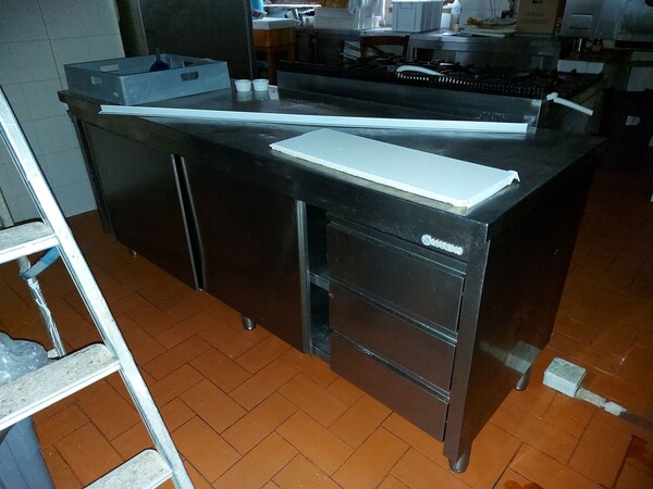 1#8228 Attrezzature ed arredo per ristorazione in vendita - foto 17