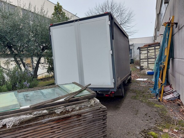 1#8239 Cessione di azienda dedita a lavorazione e commercio del vetro in vendita - foto 44