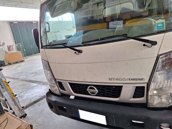 10#8242 Nissan Cabstar NT400 isotermico con gruppo frigo in vendita - foto 2