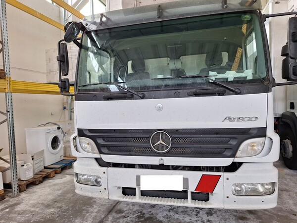 11#8242 Mercedes Ateco 1224 isotermico con gruppo frigo in vendita - foto 2