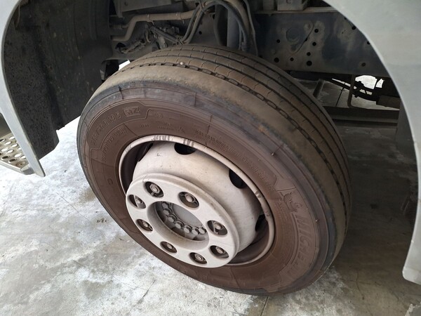 11#8242 Mercedes Ateco 1224 isotermico con gruppo frigo in vendita - foto 8