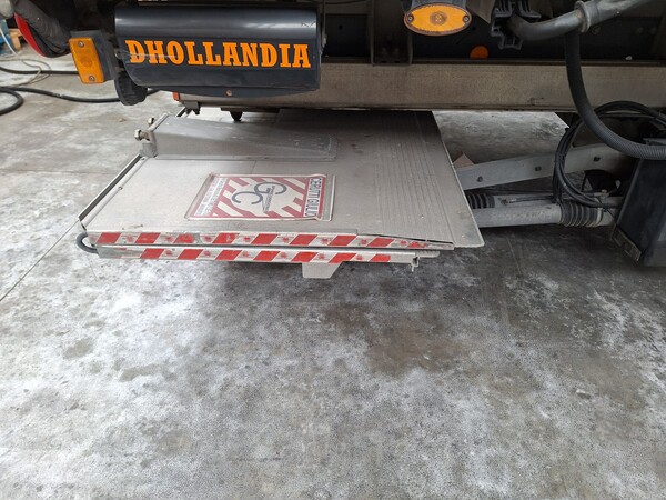 12#8242 Iveco Eurocargo 160-250 isotermico con gruppo frigo in vendita - foto 6