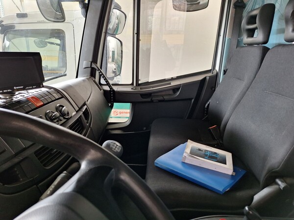 12#8242 Iveco Eurocargo 160-250 isotermico con gruppo frigo in vendita - foto 8