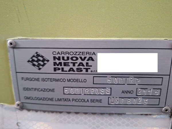 12#8242 Iveco Eurocargo 160-250 isotermico con gruppo frigo in vendita - foto 15