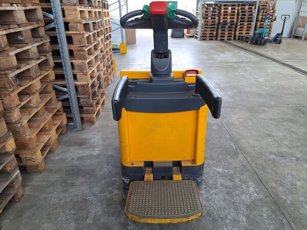 2#8242 Carrello elevatore elettrico Mitsubishi-Ungheinrich e transpallet manuale levante in vendita - foto 10