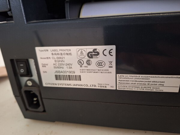 21#8242 Arredi e macchine elettroniche da ufficio. in vendita - foto 2