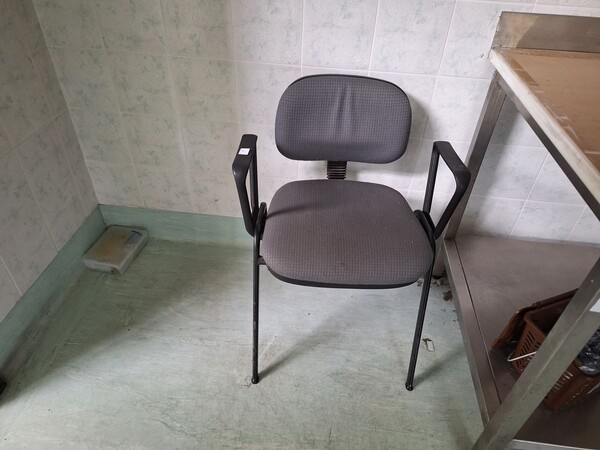 21#8242 Arredi e macchine elettroniche da ufficio. in vendita - foto 6