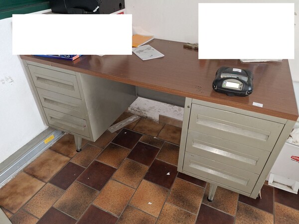 21#8242 Arredi e macchine elettroniche da ufficio. in vendita - foto 17
