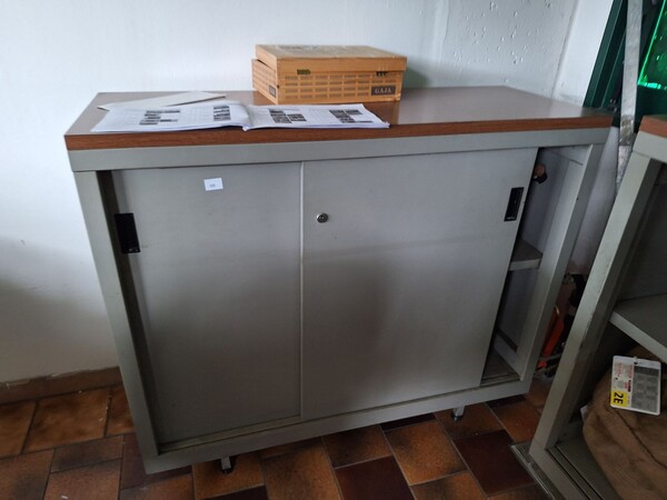 21#8242 Arredi e macchine elettroniche da ufficio. in vendita - foto 19