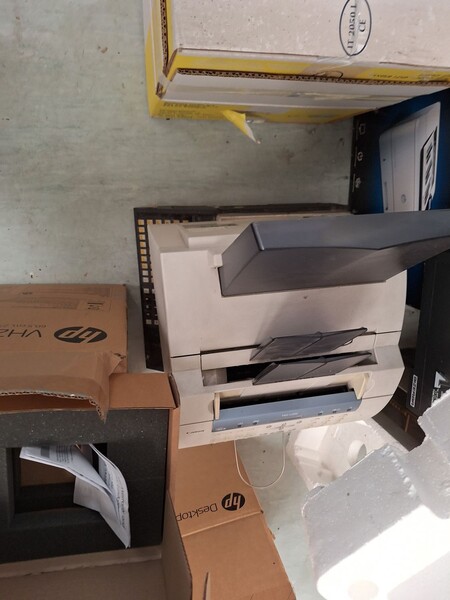 21#8242 Arredi e macchine elettroniche da ufficio. in vendita - foto 43