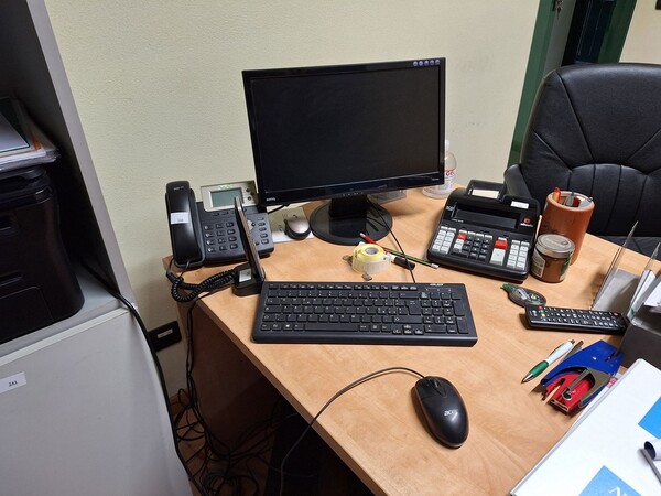 21#8242 Arredi e macchine elettroniche da ufficio. in vendita - foto 66