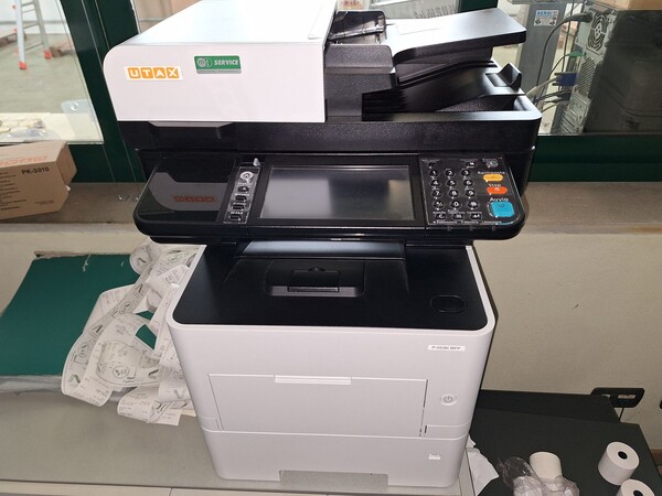 21#8242 Arredi e macchine elettroniche da ufficio. in vendita - foto 82