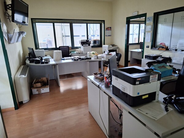 21#8242 Arredi e macchine elettroniche da ufficio. in vendita - foto 94