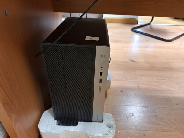 21#8242 Arredi e macchine elettroniche da ufficio. in vendita - foto 95