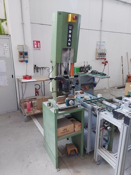 1#8245 Attrezzature e materiale per la produzione di infissi in vendita - foto 12