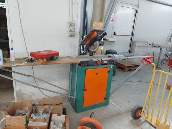 1#8245 Attrezzature e materiale per la produzione di infissi in vendita - foto 40