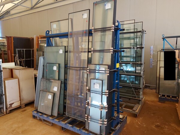 1#8245 Attrezzature e materiale per la produzione di infissi in vendita - foto 79