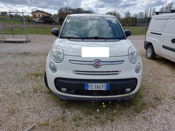 6#8245 Autocarro Fiat 500L in vendita - foto 2