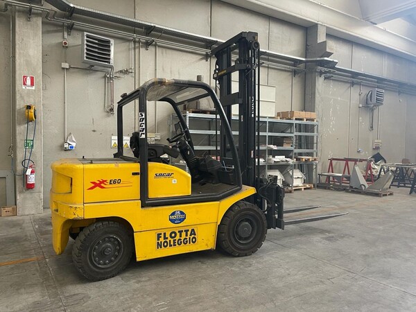 4#8250 Carrello elevatore OM  XE60 in vendita - foto 3