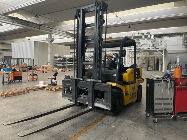4#8250 Carrello elevatore OM  XE60 in vendita - foto 4