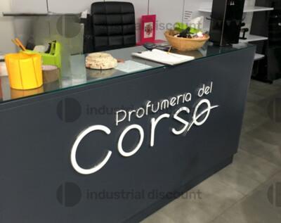 2#8255 Cessione azienda esercente attività di profumeria e cosmetica in vendita - foto 1