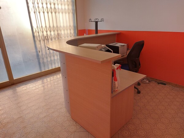 1#8257 Arredi d'ufficio e attrezzature elettroniche in vendita - foto 2