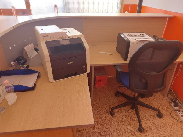 1#8257 Arredi d'ufficio e attrezzature elettroniche in vendita - foto 4