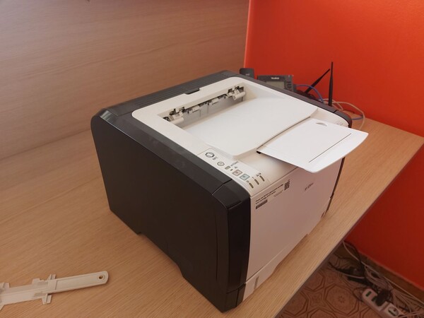 1#8257 Arredi d'ufficio e attrezzature elettroniche in vendita - foto 7