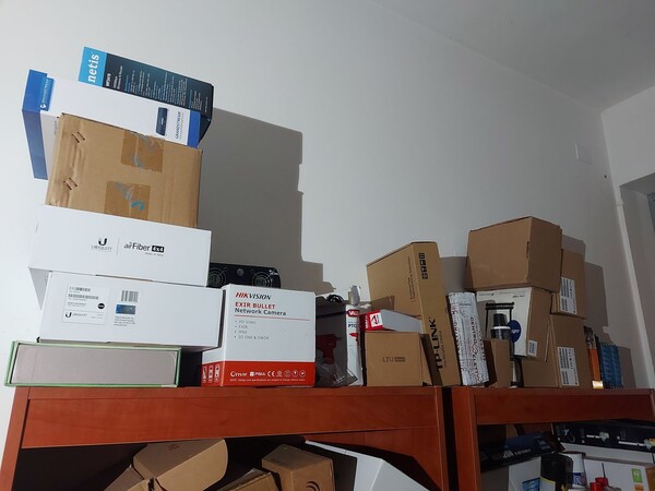 1#8257 Arredi d'ufficio e attrezzature elettroniche in vendita - foto 12