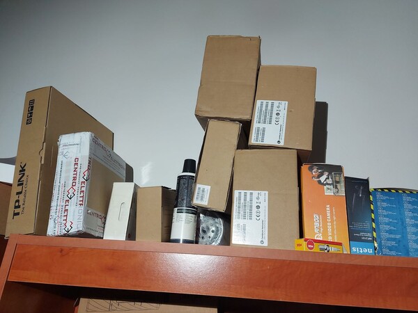 1#8257 Arredi d'ufficio e attrezzature elettroniche in vendita - foto 14