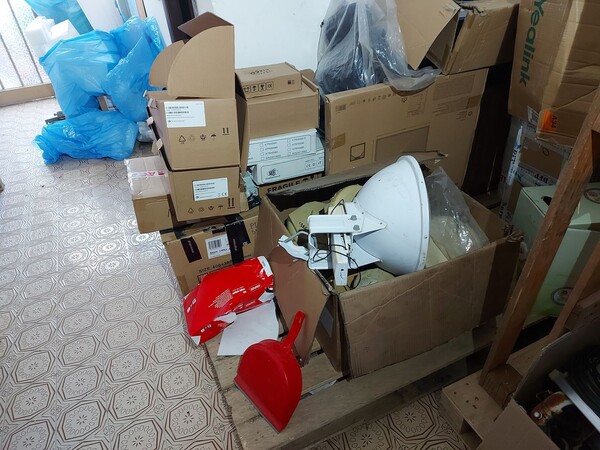 1#8257 Arredi d'ufficio e attrezzature elettroniche in vendita - foto 24