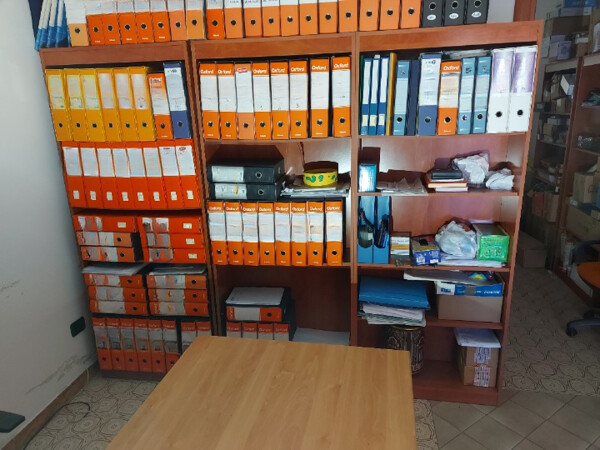 1#8257 Arredi d'ufficio e attrezzature elettroniche in vendita - foto 36