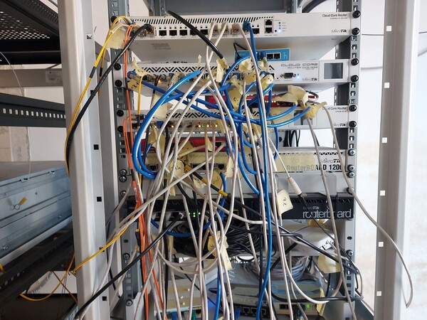 2#8257 Armadi server rack e componenti elettroniche in vendita - foto 6