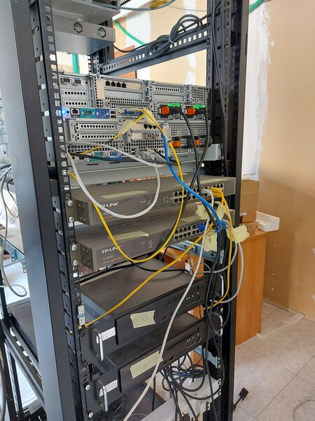 2#8257 Armadi server rack e componenti elettroniche in vendita - foto 12