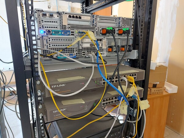 2#8257 Armadi server rack e componenti elettroniche in vendita - foto 13