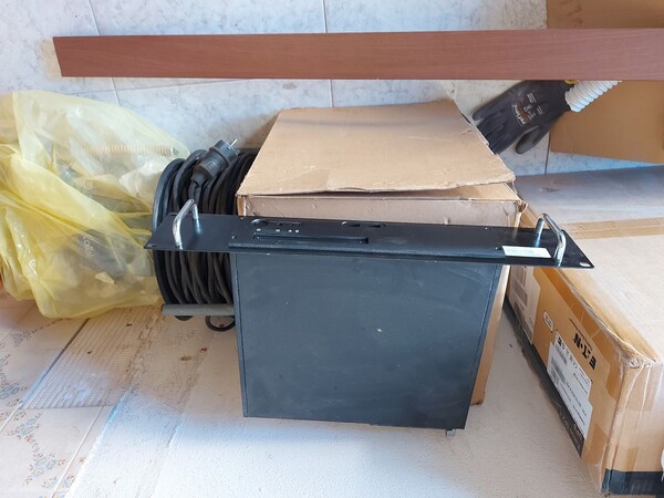 2#8257 Armadi server rack e componenti elettroniche in vendita - foto 14