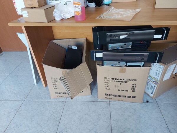 2#8257 Armadi server rack e componenti elettroniche in vendita - foto 17