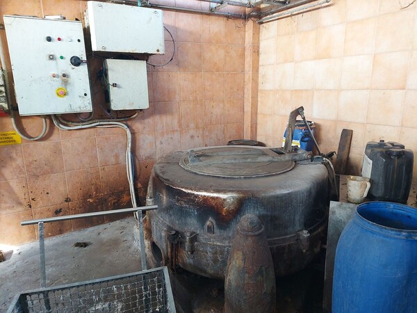 23#8259 Centrifuga di estrazione in vendita - foto 4