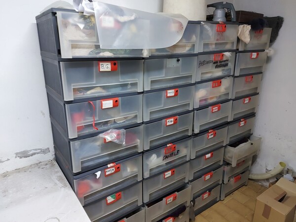 37#8259 Arredi e attrezzature per lavorazione e tintura pelli in vendita - foto 6