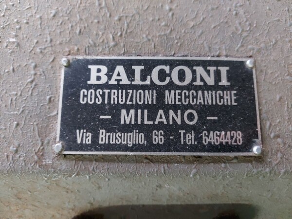 38#8259 Macchine per la lavorazione delle pelli in vendita - foto 5